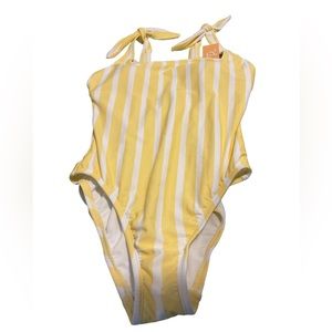 💚 2/$15 NWT Striped Square Neck Med. Coverage One Piece Swimsuit Kona Sol